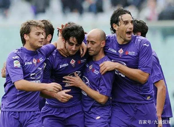 包含佛罗伦萨艰难战胜对手，保级压力减轻的词条