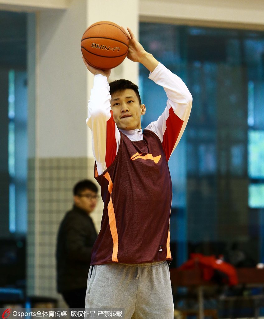 九游体育APP下载-青海队严阵以待，备战季后赛关键战役