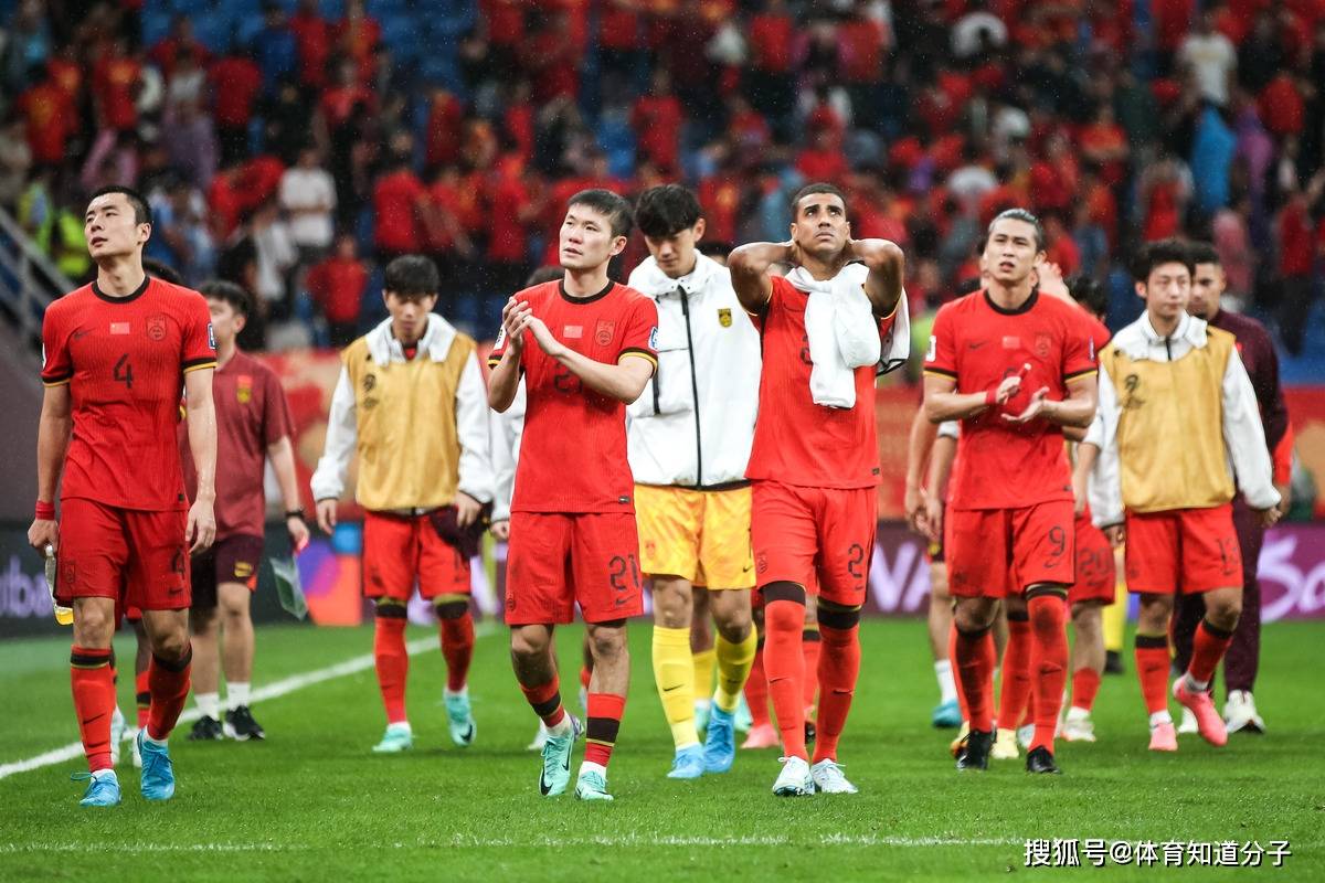 亚洲足球锦标赛:伊朗队在点球大战中胜出 亚洲足球锦标赛:伊朗队在点球大战中胜出