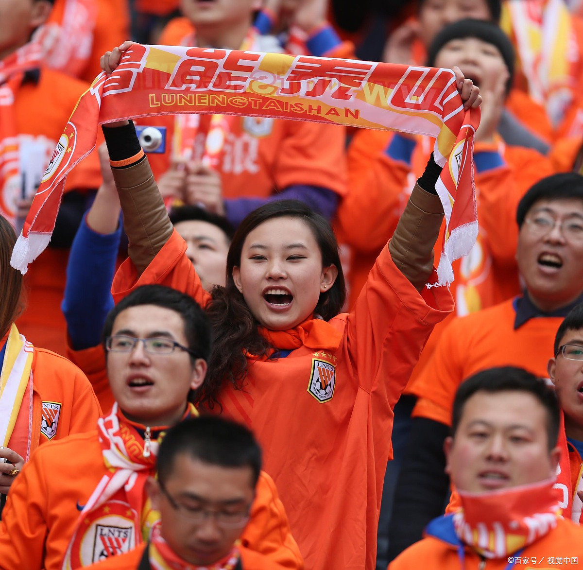 关于上海频道赛事精彩，球迷尽享观赛乐趣的信息