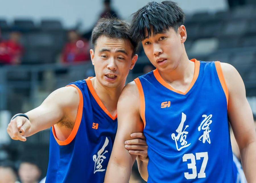 辽宁男篮大胜湖南队,斩获开门红