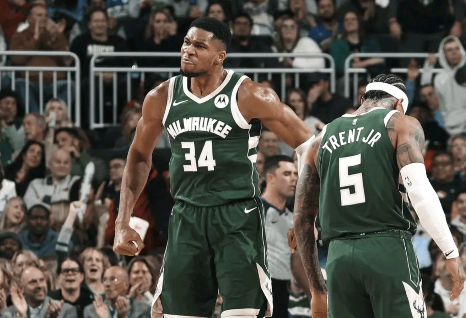 包含爵士鏖战吉林队，字母哥状态火热的词条