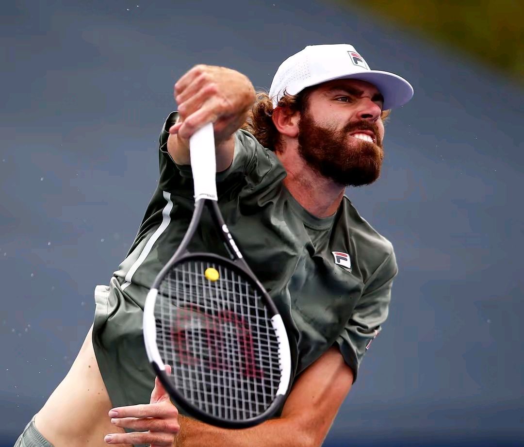 包含法网碾压蒙特卡洛大师赛，德约科维奇高光表现的词条