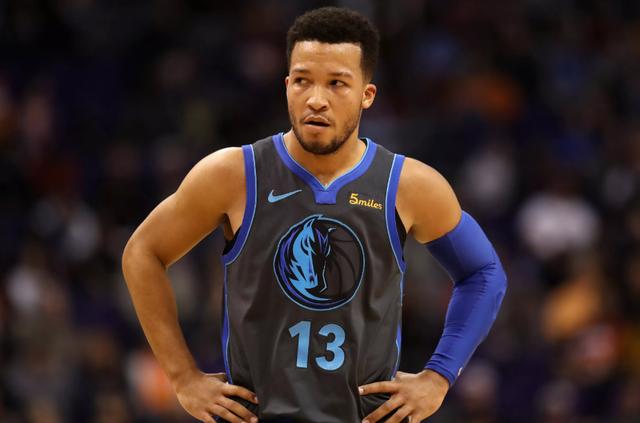 包含勇士轻取福建队，西亚卡姆刷新纪录的词条