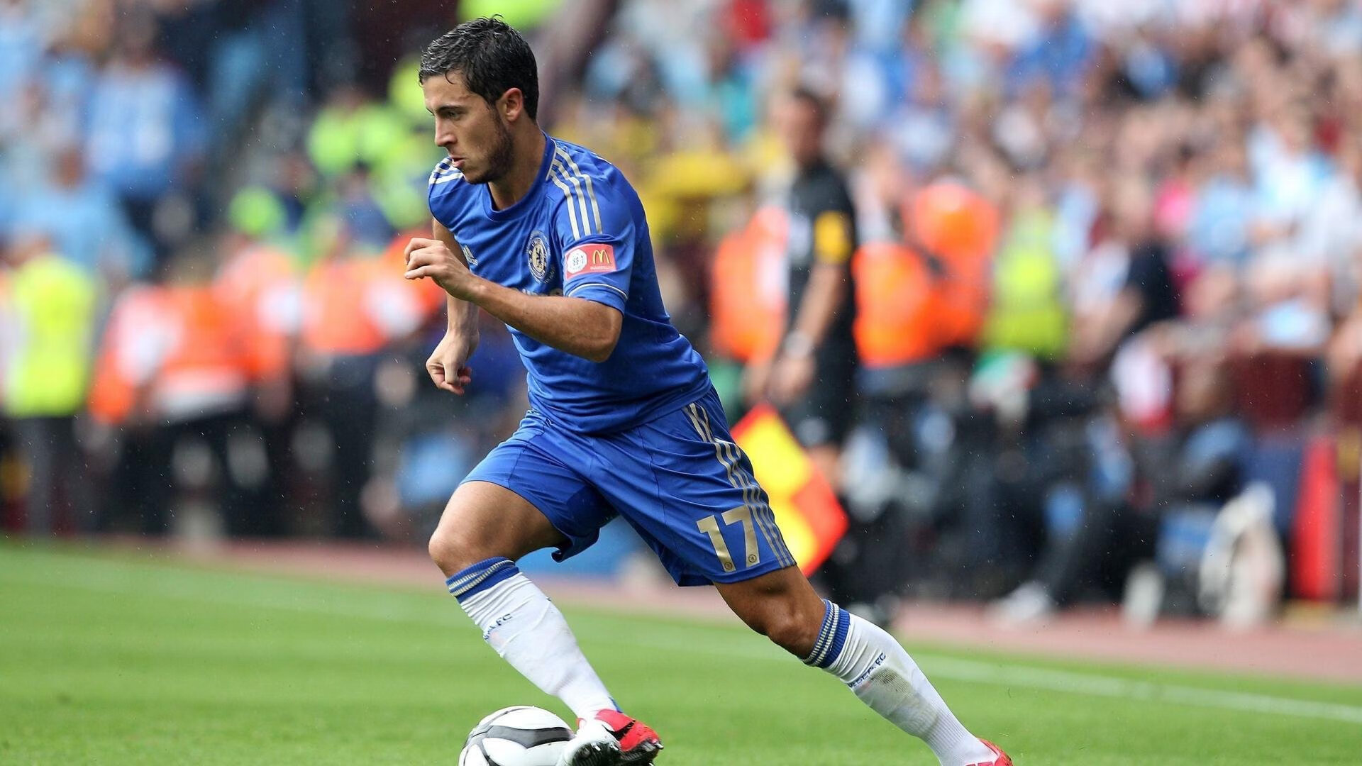 当密尔沃基的雄鹿打穿上海,一场跨越现实的篮球狂想