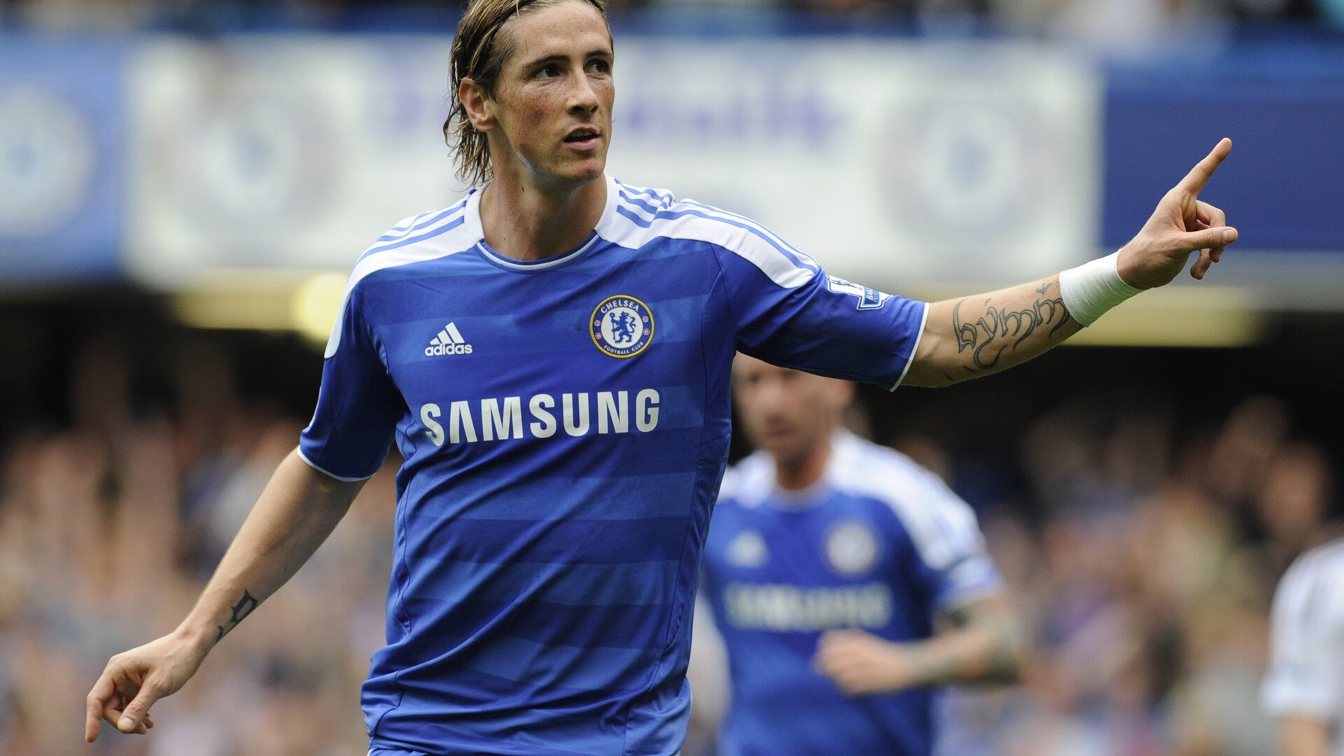 绿茵场上的碾压与球台上的纪录，法国足球与张本智和的突破之夜